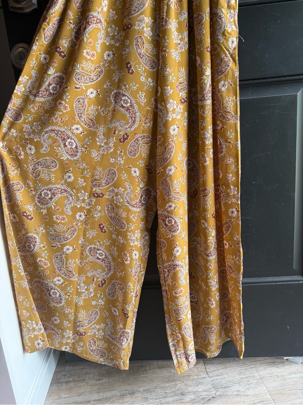 NWT Three Bird Nest Charlotte Printed Wide Leg Jumpsuit Size Small - Picture 12 of 13